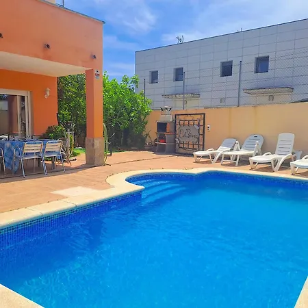 Petunia, Piscina, Lloret De Mar, Girona, Bbq Apartment *